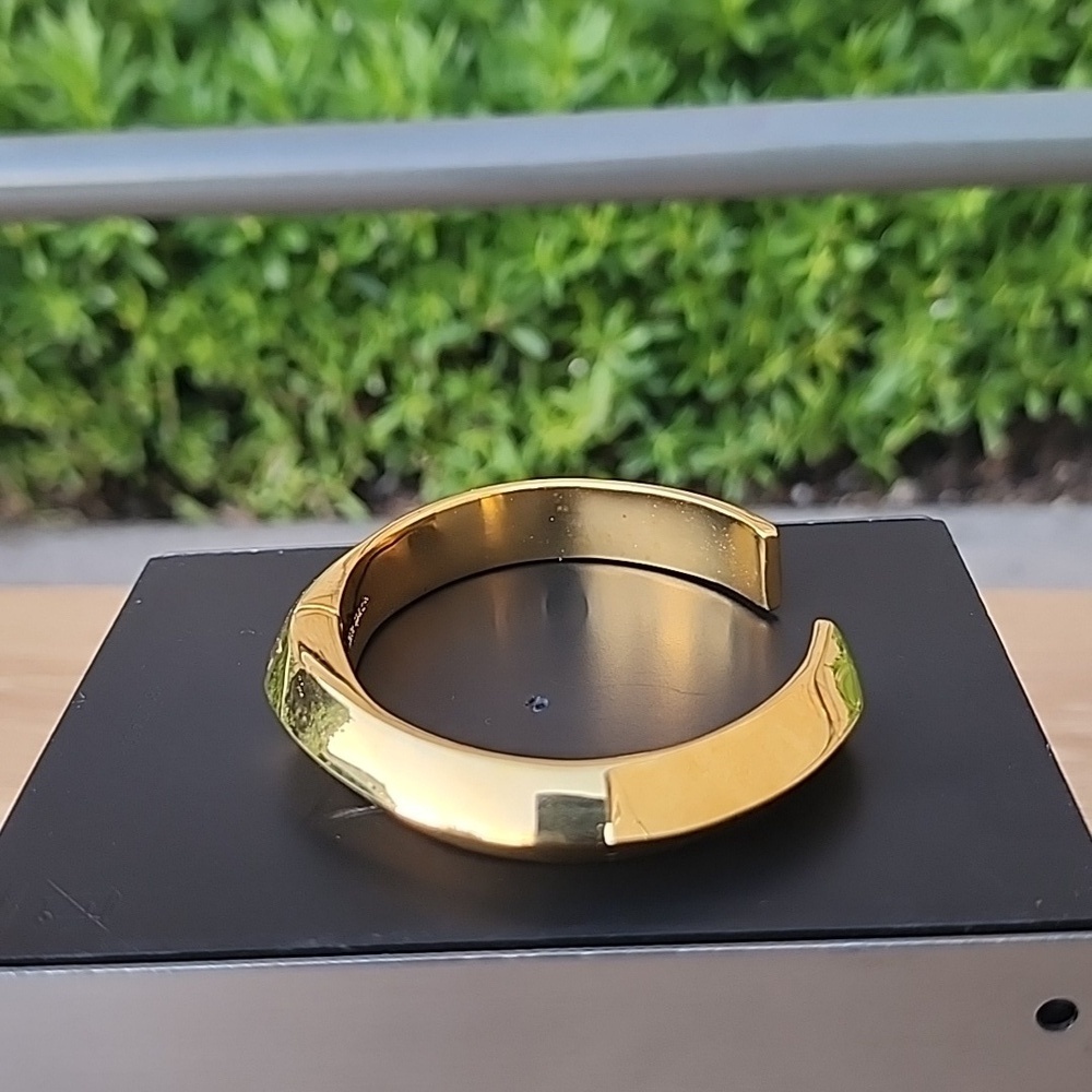 Kate Spade New York Raise The Bar Shiny Cuff Hinged Gold Tone Bracelet